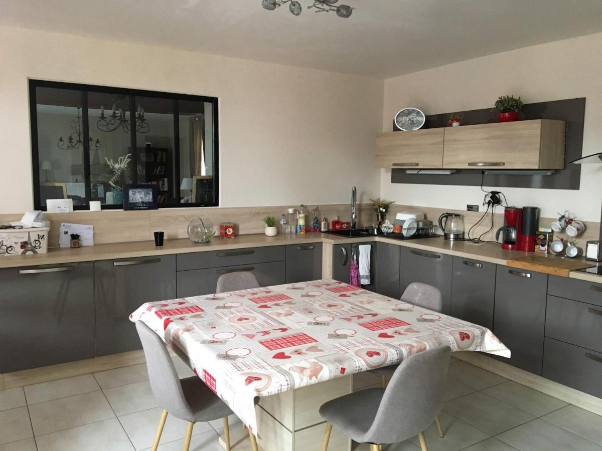 Detente En Normandie Damville Екстериор снимка